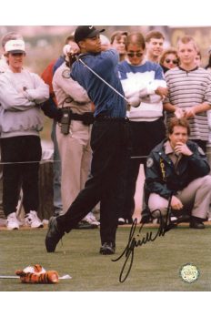 Tiger Woods Signed 8x10 Photo Autographed Older