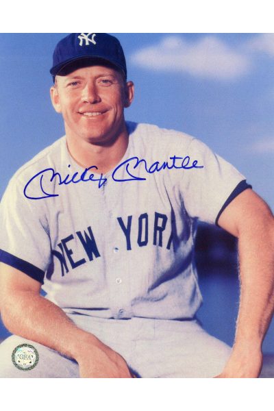 Mickey Mantle Signed 8x10 Photo Autographed Posed