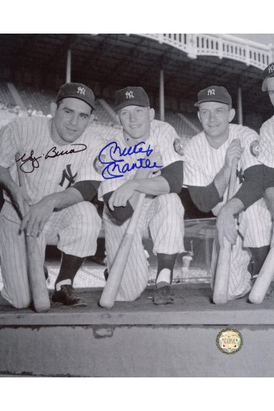 Mickey Mantle Yogi Berra Signed 8x10 Photo Autographed kneeling