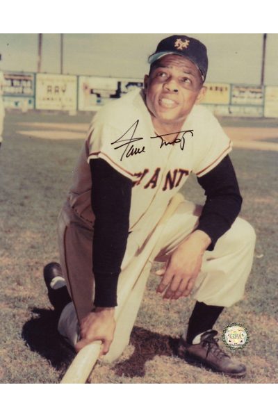 Willie Mays Signed 8x10 Photo Autographed Kneeling with Bat
