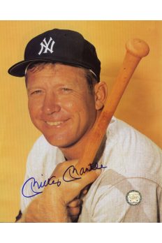 Mickey Mantle Signed 8x10 Photo Autographed Posed Hugging Bat