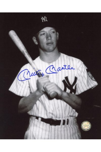 Mickey Mantle Signed 8x10 Photo Autographed Bat on shoulder Grainy