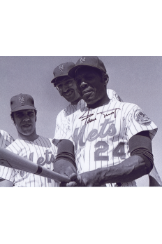 Willie Mays 8x10 Photo Signed Autograph COA HOF Giants Swinging Bat Mets